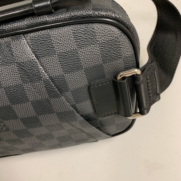 Louis Vuitton Outdoor belt bag used gently - Picture 7 of 8